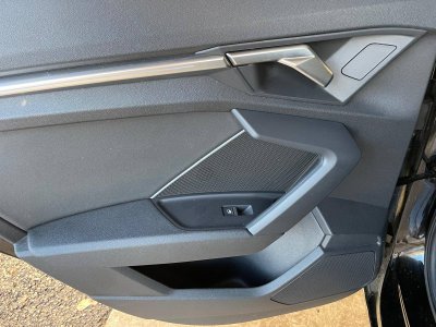 Audi A3 Berline TFSI 150ch Mild Hybrid Design Stronic7 - 16