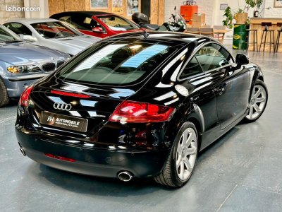 Audi TT Coupé 32 VR6 250 ch Quattro Magnetic Ride, Sièges chauffants, Cuir étendu Carnet & historique complet État exceptionnel - 5