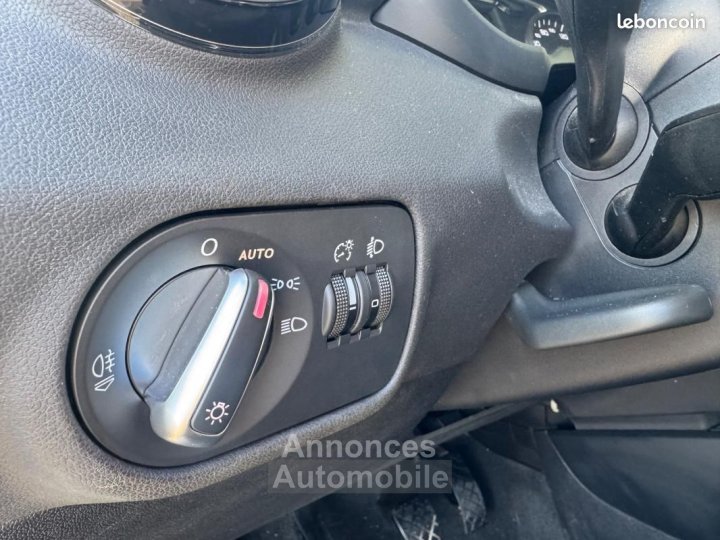 Audi A1 Sportback 10 TFSI 95 ULTRA AMBIANTE - 23