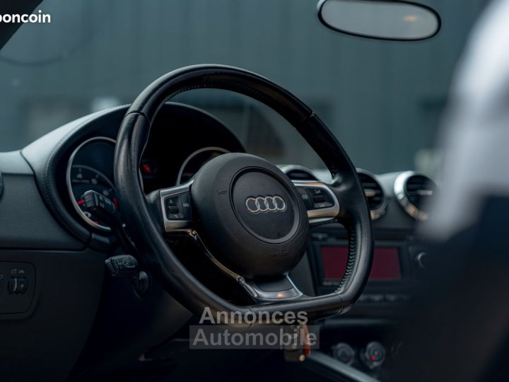 Audi TT Roadster 32 V6 250 CH DSG Quattro Entretien complet Première main - 8