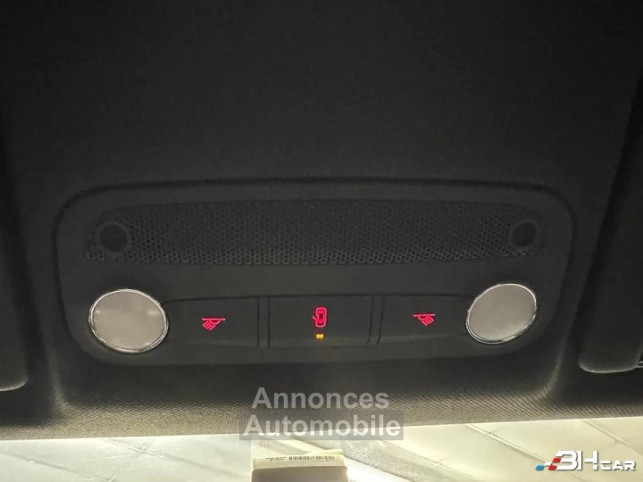 Audi TT Coupé II 18 TFSI 160ch S line BVM6 - 33