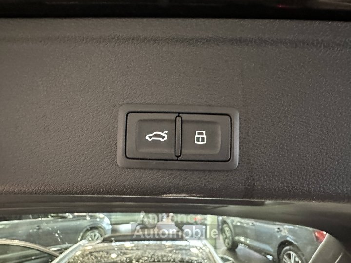 Audi A4 Avant 40 TDI 204 S tronic 7 Avus - 11