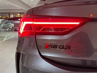 Audi RS Q3 SPORTBACK Sportback 25 TFSI 400 ch S tronic 7 - 38