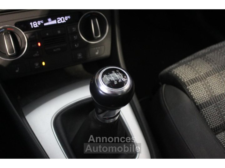 Audi Q3 20 TDI - 120 Ambiente PHASE 2 - 14