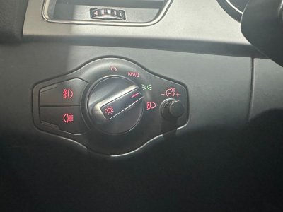 Audi A4 Avant S Line 204 ch V6 30 TDI Multitronic A ~ Toit ouvrant ~ Radar AV/AR ~ Sièges chauffants ~ Hayon électrique - 13