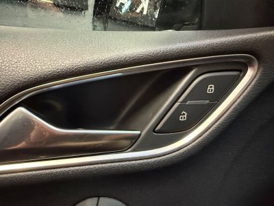 Audi Q3 20 TDI 177 ch Quattro Ambition Luxe S tronic 7 - 27