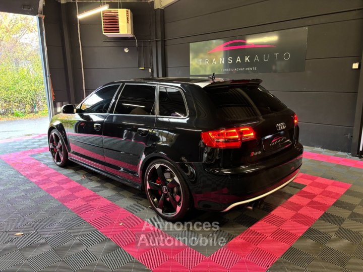 Audi RS3 SPORTBACK 25 TFSI 340 Quattro S-Tronic A / Sièges F1 - 3