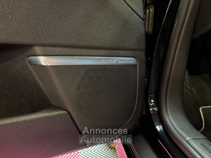 Audi RS3 SPORTBACK 25 TFSI 340 Quattro S-Tronic A / Sièges F1 - 17