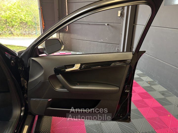 Audi RS3 SPORTBACK 25 TFSI 340 Quattro S-Tronic A / Sièges F1 - 21