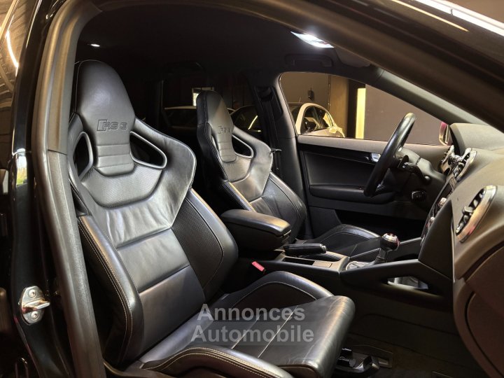 Audi RS3 SPORTBACK 25 TFSI 340 Quattro S-Tronic A / Sièges F1 - 23