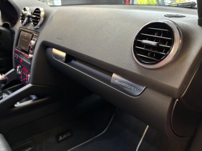 Audi RS3 SPORTBACK 25 TFSI 340 Quattro S-Tronic A / Sièges F1 - 24