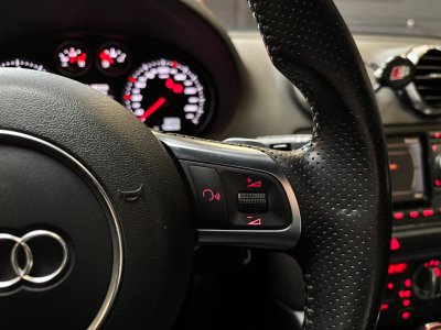 Audi RS3 SPORTBACK 25 TFSI 340 Quattro S-Tronic A / Sièges F1 - 27