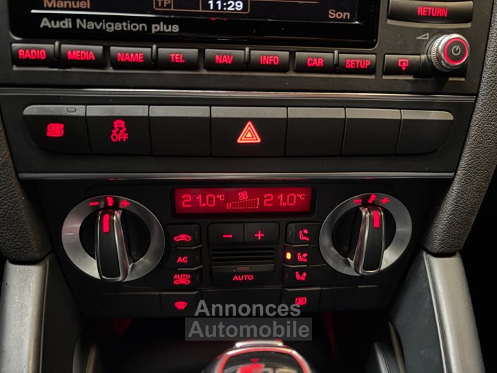 Audi RS3 SPORTBACK 25 TFSI 340 Quattro S-Tronic A / Sièges F1 - 33