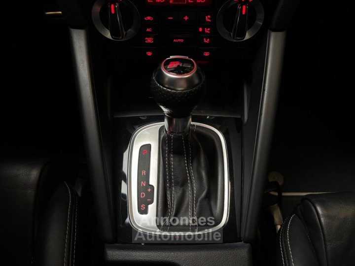 Audi RS3 SPORTBACK 25 TFSI 340 Quattro S-Tronic A / Sièges F1 - 34