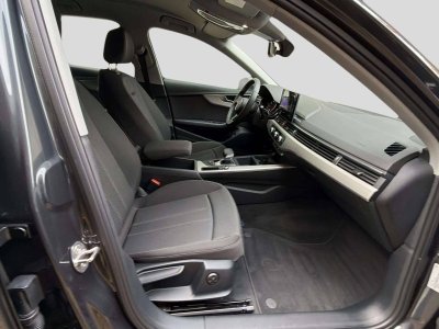 Audi A4 V (B9) 30 TDI 136ch S tronic 7 7cv   - 16