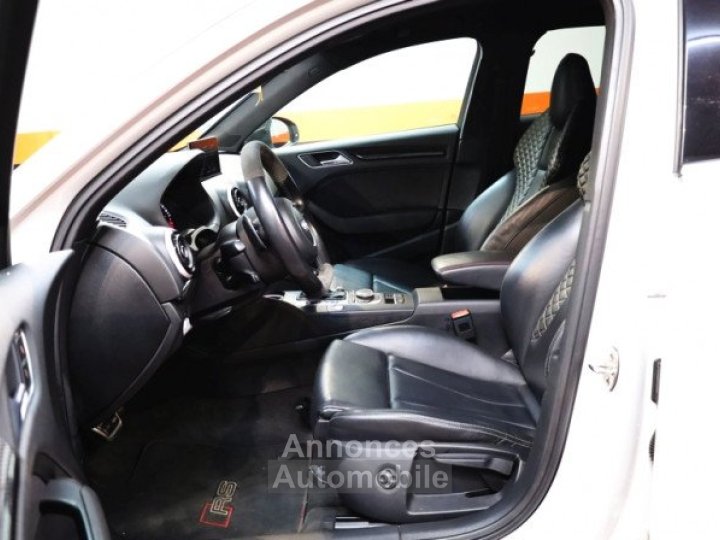 Audi RS3 SPORTBACK 25 TFSI 367CH QUATTRO S TRONIC 7 - 11