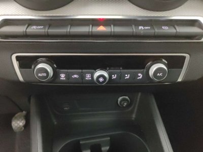 Audi Q2 30TFSI Attraction   - 12