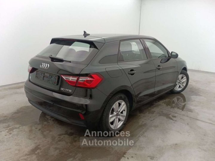 Audi A1 30TFSI STronic - 4