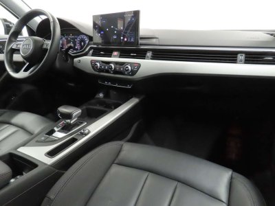 Audi A4 Avant 30TDi Adv STRONIC   - 7