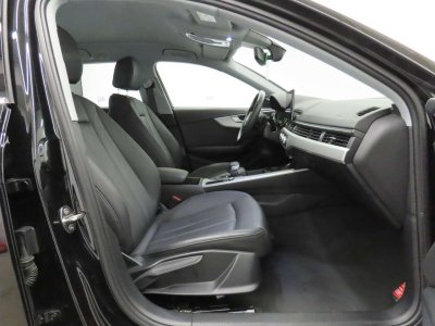 Audi A4 Avant 30TDi Adv STRONIC   - 8