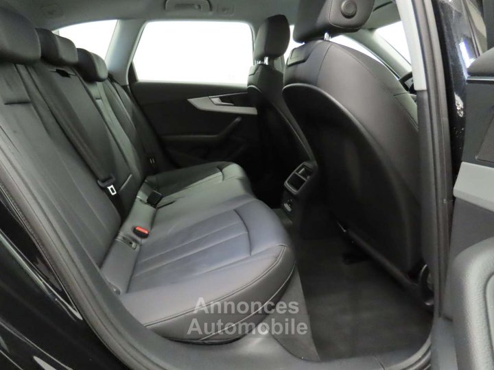 Audi A4 Avant 30TDi Adv STRONIC - 9