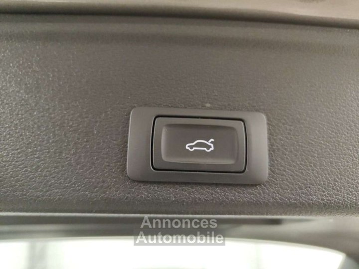 Audi A4 Avant 30TDi STRONIC - 15