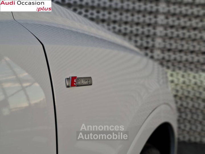 Audi Q3 35 TFSI 150 ch S tronic 7 S line plus - 42
