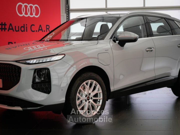 Audi Q3 HYBRIDE e-hybrid 272 ch S tronic 6 Business Executive - 1