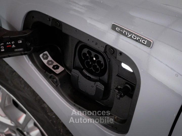 Audi Q3 HYBRIDE e-hybrid 272 ch S tronic 6 Business Executive - 9