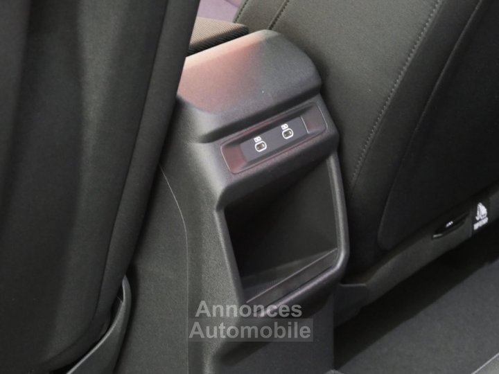 Audi Q3 HYBRIDE e-hybrid 272 ch S tronic 6 Business Executive - 16