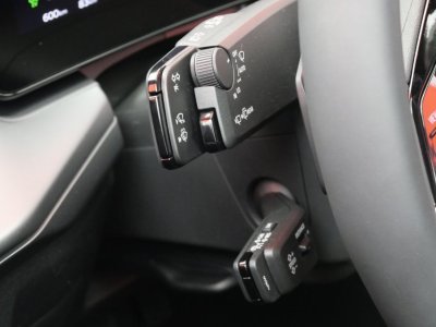 Audi Q3 HYBRIDE e-hybrid 272 ch S tronic 6 Business Executive   - 19