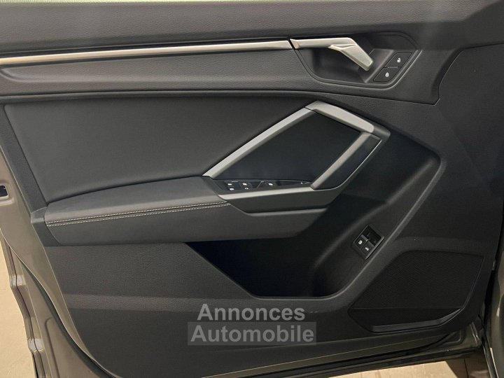 Audi Q3 Sportback 45 TFSIe 245 ch S tronic 6 S line - 13