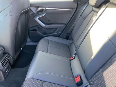 Audi A3 Sportback NEW 35 TDI 150 S-tronic S LINE TOE Matrix Caméra 360 JA 18" Black Hifi SONOS - 14