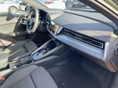 Audi A3 Sportback NEW 35 TDI 150 S-tronic S LINE TOE Matrix Caméra 360 JA 18" Black Hifi SONOS - 20