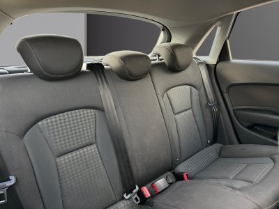 Audi A1 Sportback 16 TDI 90 Ambition siege chauffant radar ar bluetooth garantie 12 mois - 12