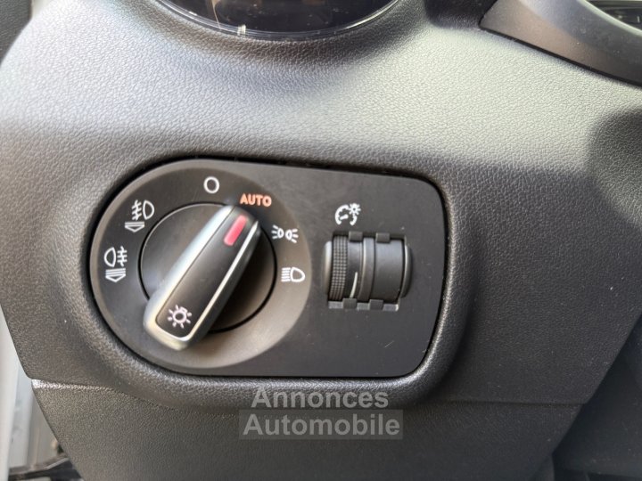 Audi A1 Sportback 16 TDI 90 Ambition siege chauffant radar ar bluetooth garantie 12 mois - 17