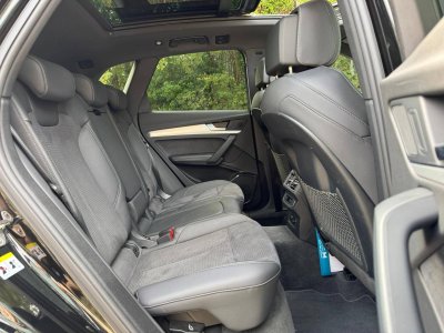 Audi Q5 55 TFSI e 367ch S line quattro S tronic 7 - 19