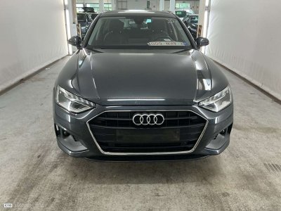 Audi A4 Avant 35TFSi Adv STRONIC - 2