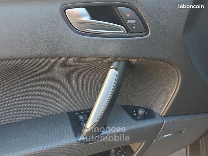 Audi TT coupe 20 tfsi 200 s-tronic bva audio bose garantie 6 mois - 21