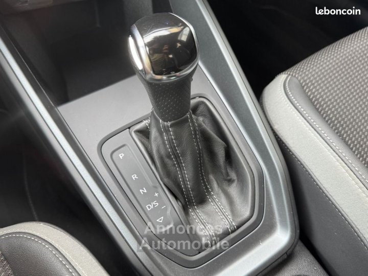 Audi A1 Sportback 10 30 tfsi 115 s-line line s-tronic bva garantie 6 mois - 26