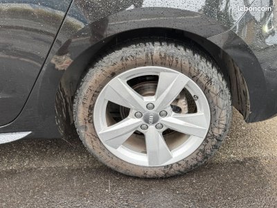 Audi A1 Sportback 10 30 tfsi 115 s-line line s-tronic bva garantie 6 mois - 32