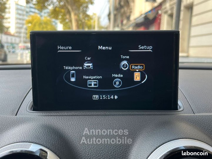 Audi A3 Sportback 14 cod tfsi 150 ultra ambiente s-tronic bva - 24