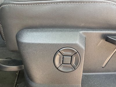 Audi Q3 Sportback 15 35 tfsi 150 s-line s-tronic bva - 27