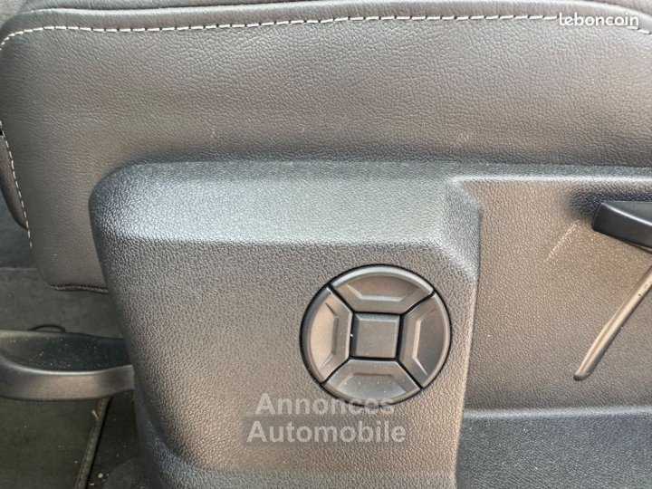 Audi Q3 Sportback 15 35 tfsi 150 s-line s-tronic bva - 27