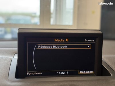 Audi A1 12l tfsi 86ch s-line radars ar clim auto bluetooth   - 8