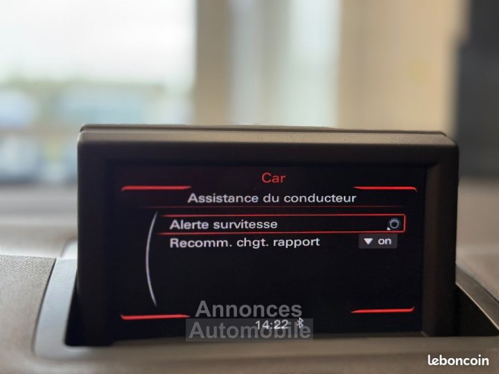 Audi A1 12l tfsi 86ch s-line radars ar clim auto bluetooth - 9