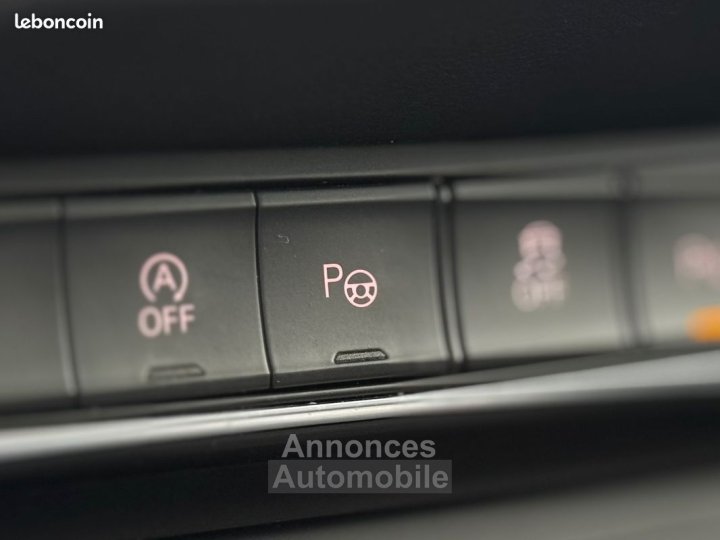 Audi Q3 20l tdi 140ch s-line toit ouvrant panoramique park assist - 11