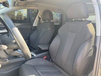 Audi A4 2l 40 tfsi 190ch business line + attelage   - 8