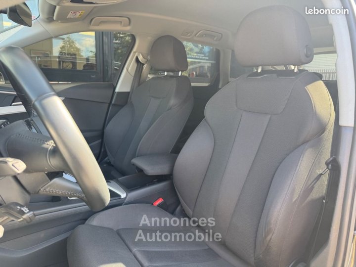 Audi A4 2l 40 tfsi 190ch business line + attelage - 8