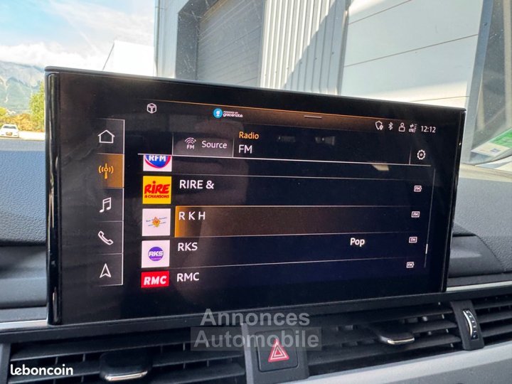 Audi A4 2l 40 tfsi 190ch business line + attelage - 28